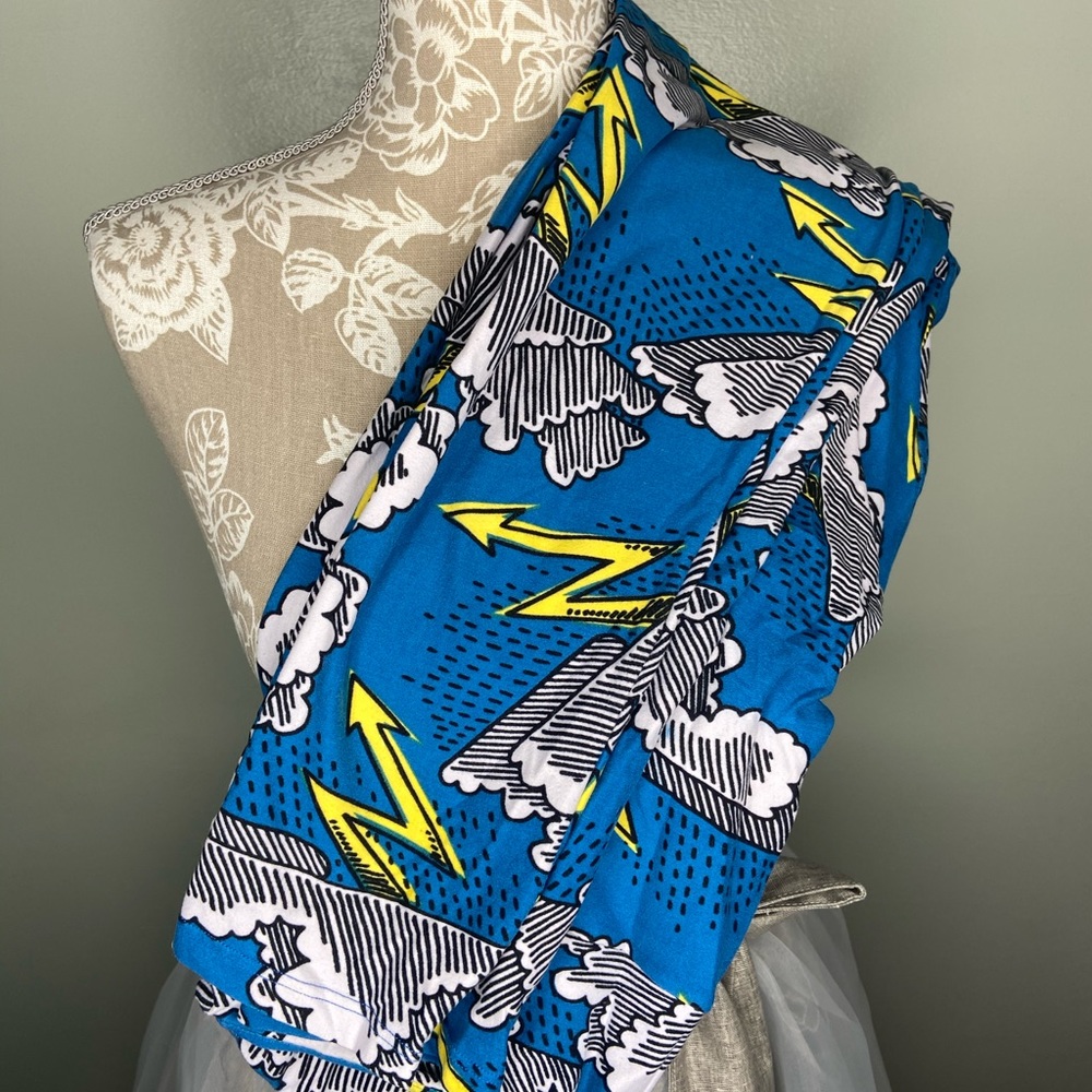 New Cloud and lightning leggings